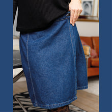 Indlæs billede til gallerivisning BLACK COLOUR Bcray Short Wrap Skirt Denim Blue
