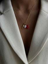Indlæs billede til gallerivisning PICO COPENHAGEN French Grande Heart Pendant Red
