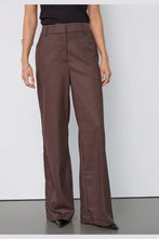 Indlæs billede til gallerivisning CO' COUTURE Sina Pin Wide Pant Dark Brown
