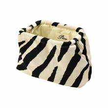 Indlæs billede til gallerivisning PICO COPENHAGEN Rosalia Clutch Zebra/Ivory
