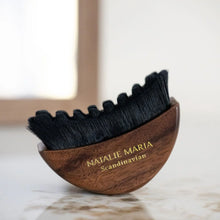 Indlæs billede til gallerivisning NATALIE MARIA Pro De-Puff Face Brush
