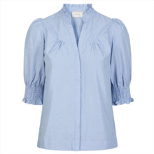 Indlæs billede til gallerivisning NEO NOIR Diana B Stripe Stone Blouse Light Blue
