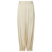 Indlæs billede til gallerivisning NEO NOIR Fayla Drapy Satin Ballon Dark Sand
