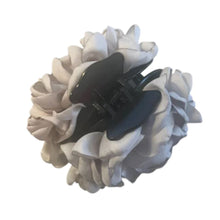 Indlæs billede til gallerivisning PICO COPENHAGEN Flower Claw Ivory
