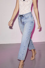 Indlæs billede til gallerivisning HAUTE L&#39;AMITIE Lami Crop String Tie Bleached Denim
