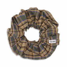 Indlæs billede til gallerivisning SUI AVA Tartan Scrunchie Green/Blue
