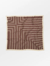 Indlæs billede til gallerivisning BECK SÖNDERGAARD Strié Sico Scarf Hot Fudge Brown
