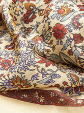 Indlæs billede til gallerivisning BECK SÖNDERGAARD Tapisflora Taby Sia Scarf Rutabaga White
