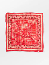 Indlæs billede til gallerivisning BECK SÖNDERGAARD Hearty Cotta Scarf Adrenaline Red
