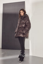 Indlæs billede til gallerivisning HAUTE L'AMITIE Climb Puffer Jacket Mocca
