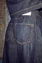 Indlæs billede til gallerivisning HAUTE L'AMITIÉ Barrel Jeans Unwashed Denim
