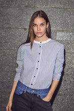 Indlæs billede til gallerivisning HAUTE L&#39;AMITIE Stripe Logo Shirt White Blue Stripe

