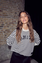 Indlæs billede til gallerivisning HAUTE L'AMITIE Stripe Appli Sweat Off White
