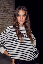 Indlæs billede til gallerivisning HAUTE L'AMITIE Stripe Appli Sweat Off White

