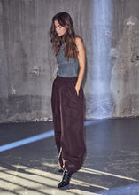 Indlæs billede til gallerivisning HAUTE L'AMITIE Thalia Harem Pant Mocca
