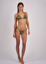 Indlæs billede til gallerivisning SUI AVA Butterfly Bikini Top Army
