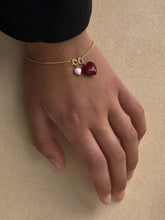 Indlæs billede til gallerivisning PICO COPENHAGEN French Heart Pendant Red
