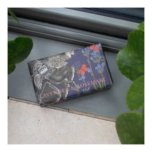 Indlæs billede til gallerivisning KEW GARDENS Lavender &amp; Rosemary Soap 240 g
