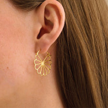 Indlæs billede til gallerivisning PERNILLE CORYDON Large Bellis Earrings

