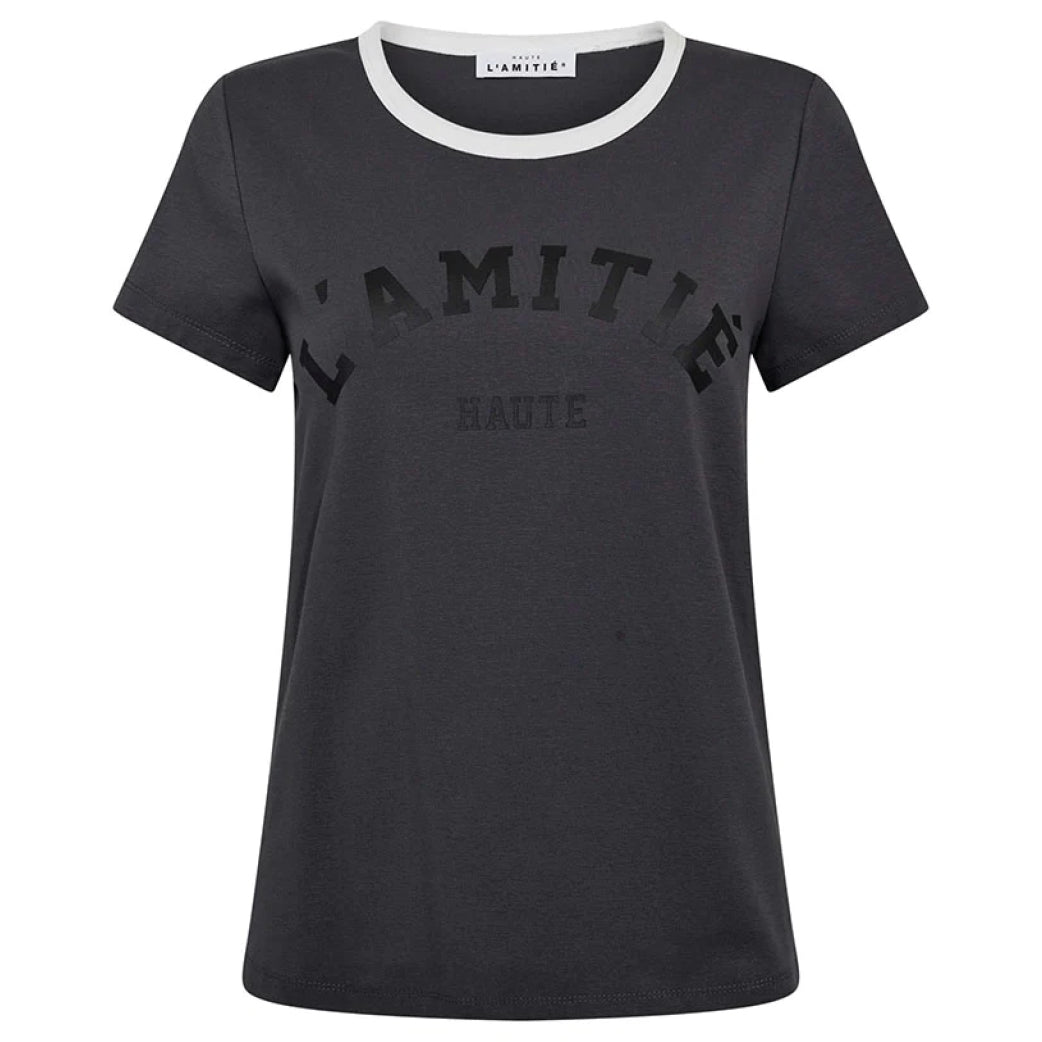 HAUTE L'AMITIE Neckline Logo Tee Ink