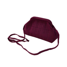 Indlæs billede til gallerivisning PICO COPENHAGEN Small Rosalia Clutch Plum Lace
