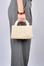 Indlæs billede til gallerivisning SUI AVA Handmade Pearl White
