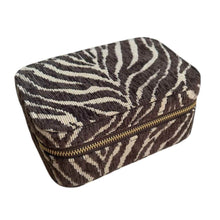 Indlæs billede til gallerivisning PICO COPENHAGEN Large Trinket Box Brown Zebra
