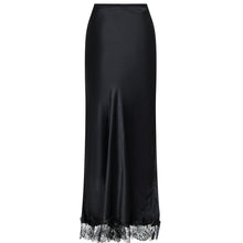 Indlæs billede til gallerivisning NEO NOIR Veroni Satin Lace Skirt Sort
