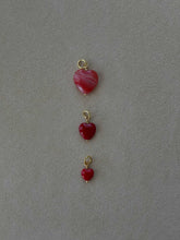 Indlæs billede til gallerivisning PICO COPENHAGEN French Grande Heart Pendant Red
