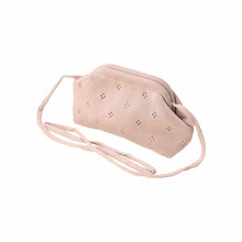 Indlæs billede til gallerivisning PICO COPENHAGEN Small Fleur Clutch Oyster Pink
