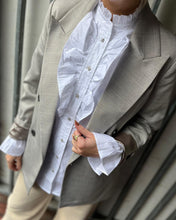 Indlæs billede til gallerivisning CO&#39; COUTURE Ellice Frill Shirt White
