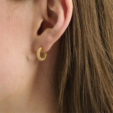 Indlæs billede til gallerivisning PERNILLE CORYDON Mini Sea Breeze Earrings (guld/sølv)
