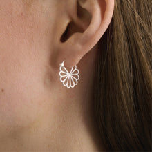 Indlæs billede til gallerivisning PERNILLE CORYDON Small Bellis Earring (guld/sølv)
